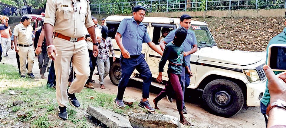 दुष्कर्म के चार आरोपी भेजे गये जेल, टीआइ परेड कल