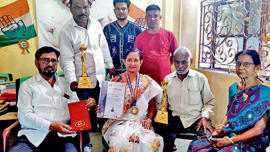 साउथ एशिया योगासन कंपीटिशन में जीता गोल्ड