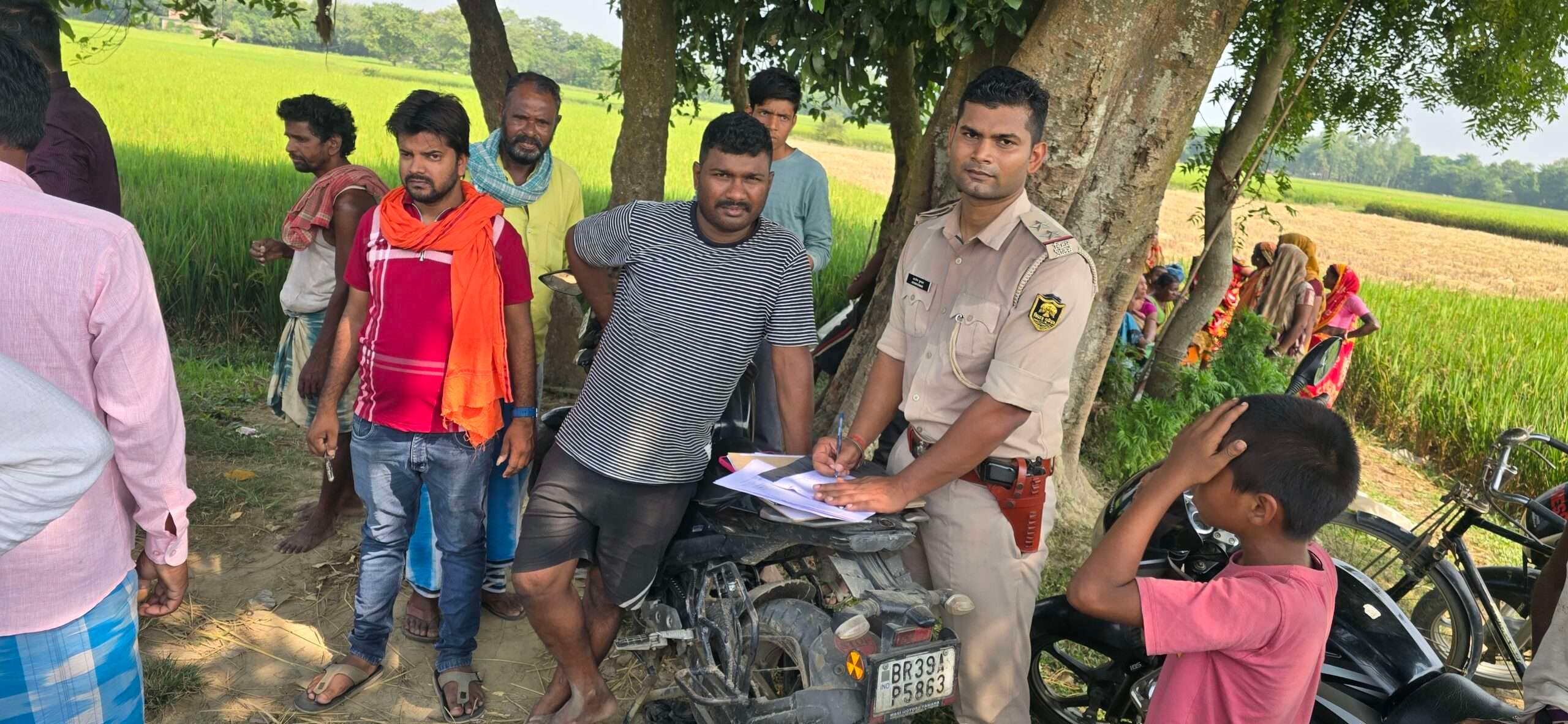 विवाहिता की हत्या कर शव पोखर में फेंकने का आरोप, जांच शुरू