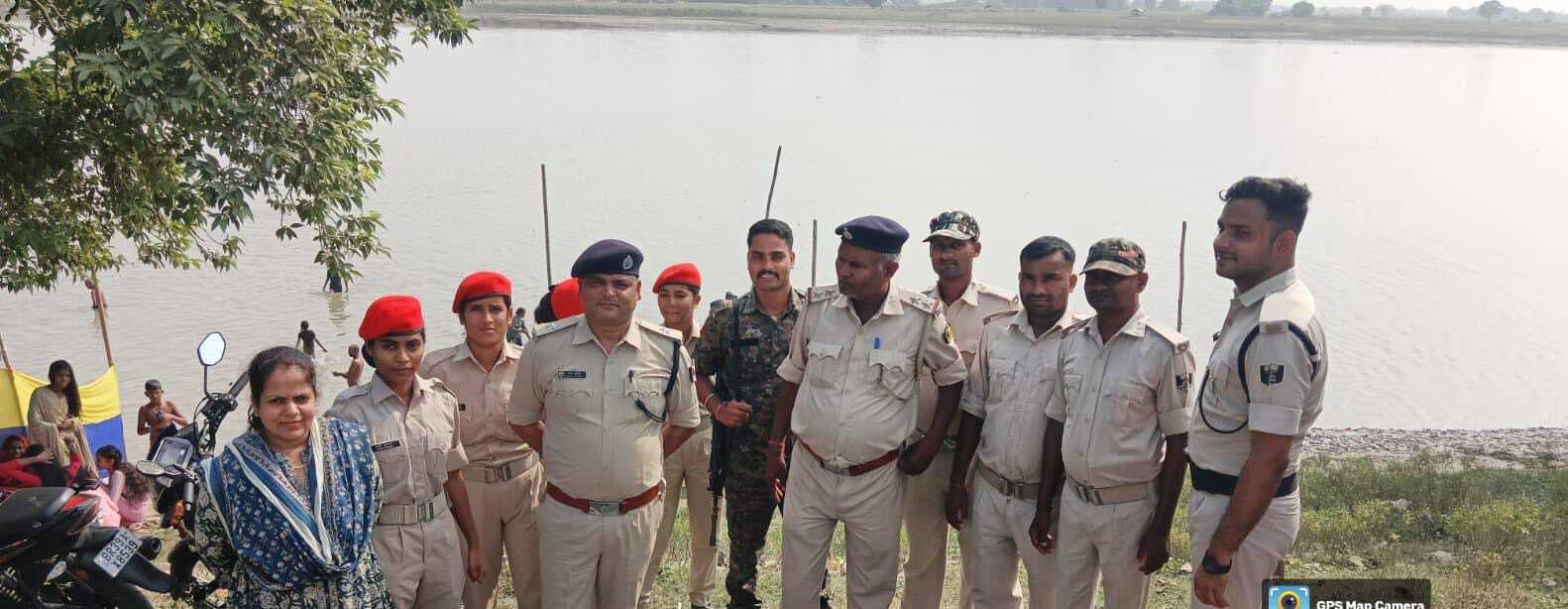 सीओ व थानाध्यक्ष ने संवेदनशील छठ घाटों का किया निरीक्षण