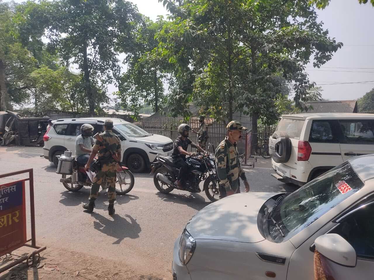 चुनाव को ले कोलासी में चला वाहन चेकिंग अभियान