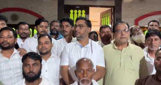 कोचाधामन राजद प्रखंड कमिटी का सामूहिक इस्तीफा