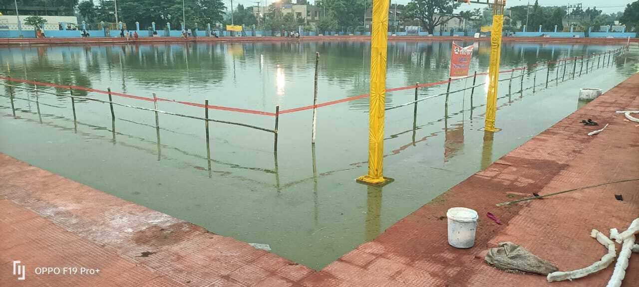 शहर के छठ घाट सजकर तैयार, आज अस्ताचलगामी सूर्य को देंगे अर्घ्य