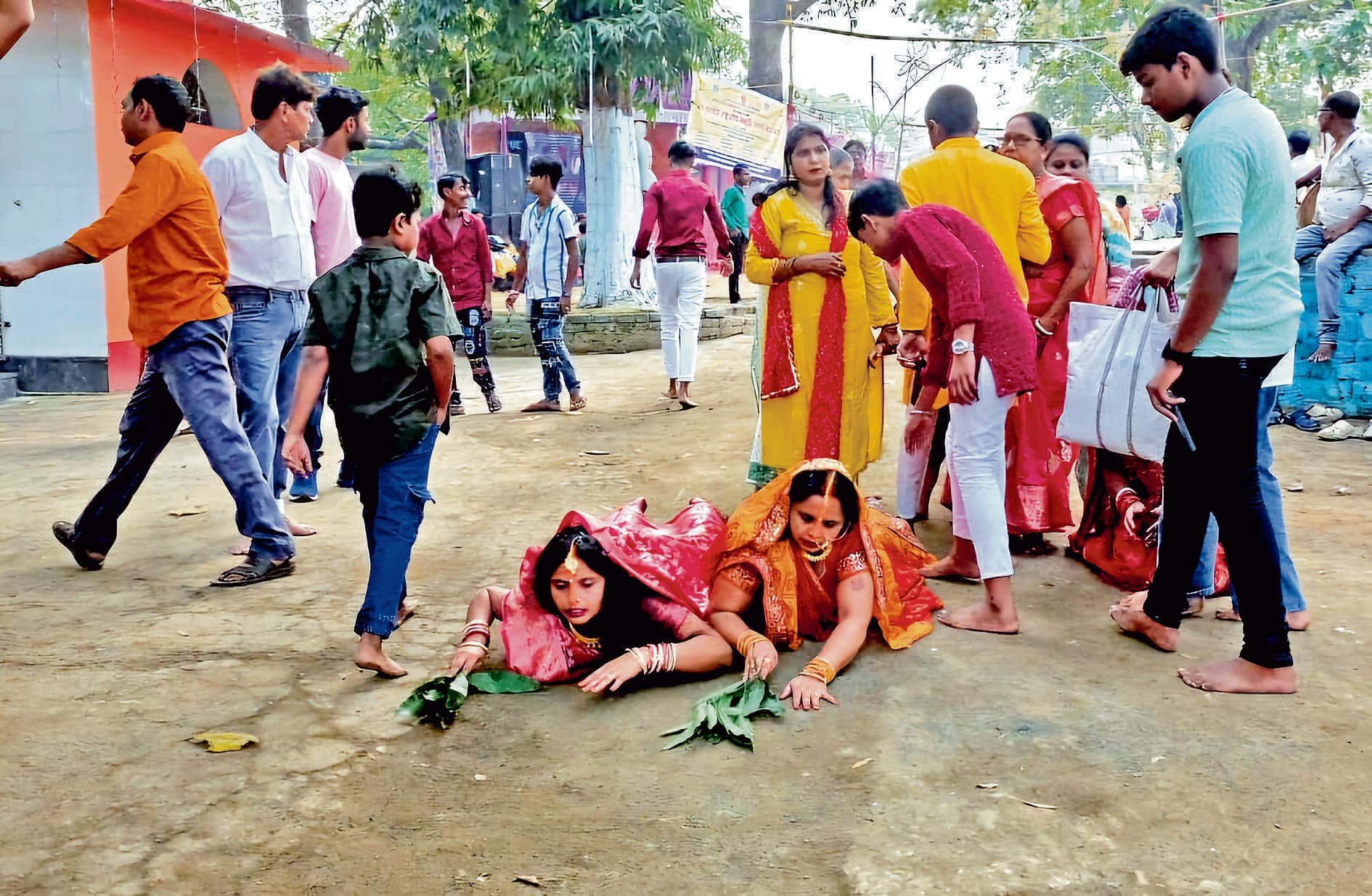छठ महापर्व पर रानीगंज में दिखा भक्ति का महासागर