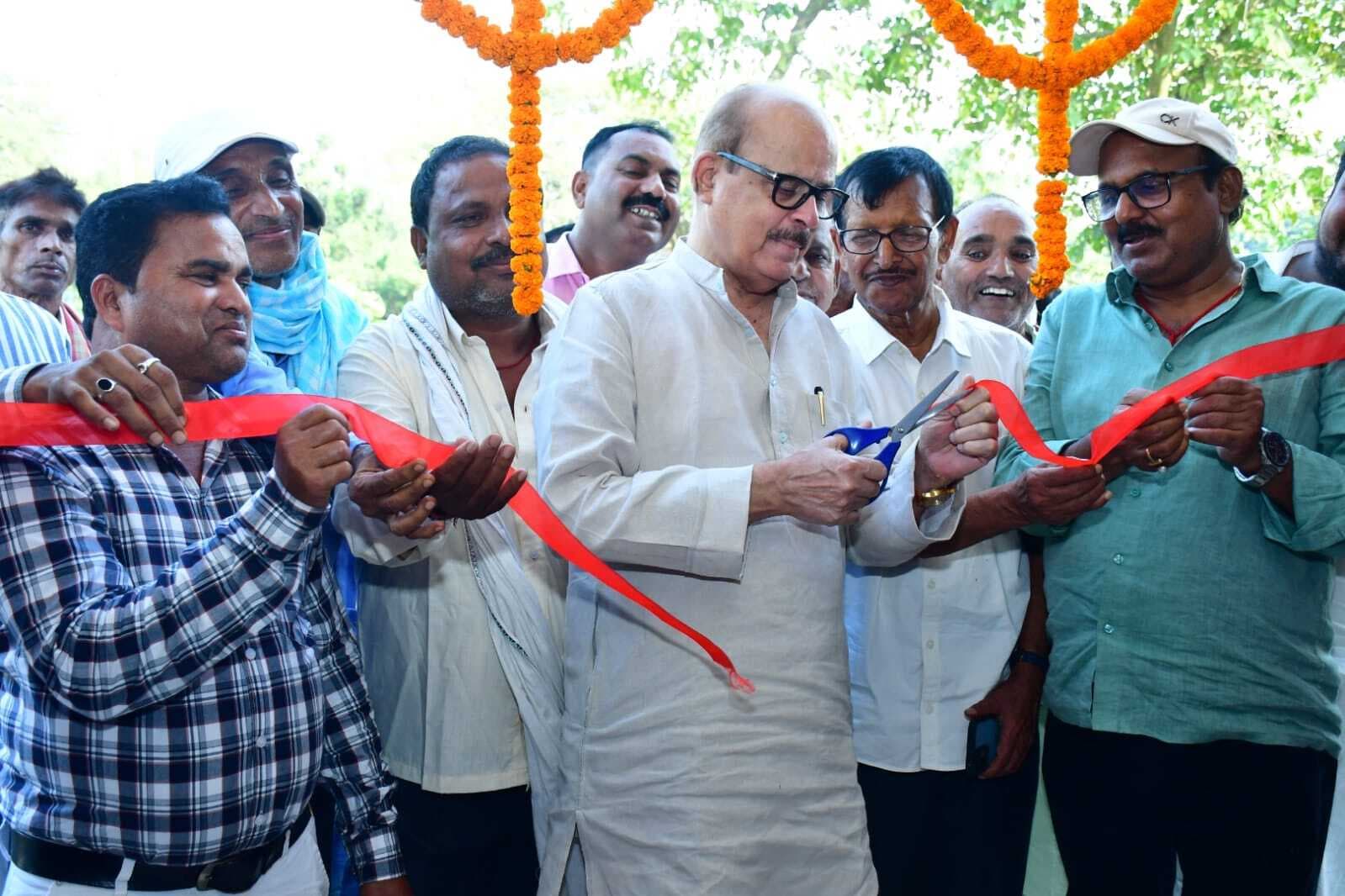 मनिहारी में महागठबंधन कार्यालय का हुआ उद्घाटन