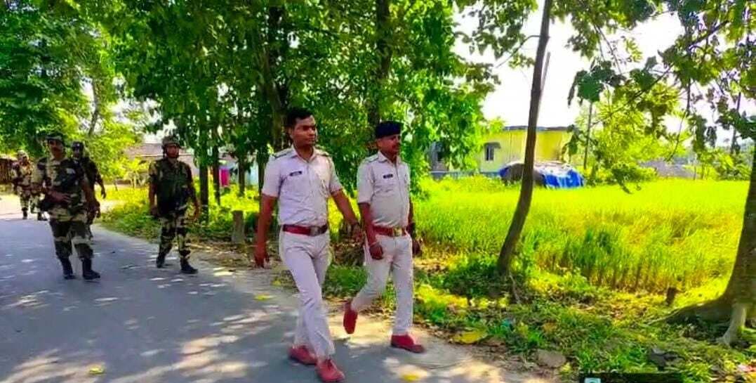 विधानसभा सभा चुनाव सम्पन्न करवाये जाने को लेकर निकाला गया फ्लैग मार्च