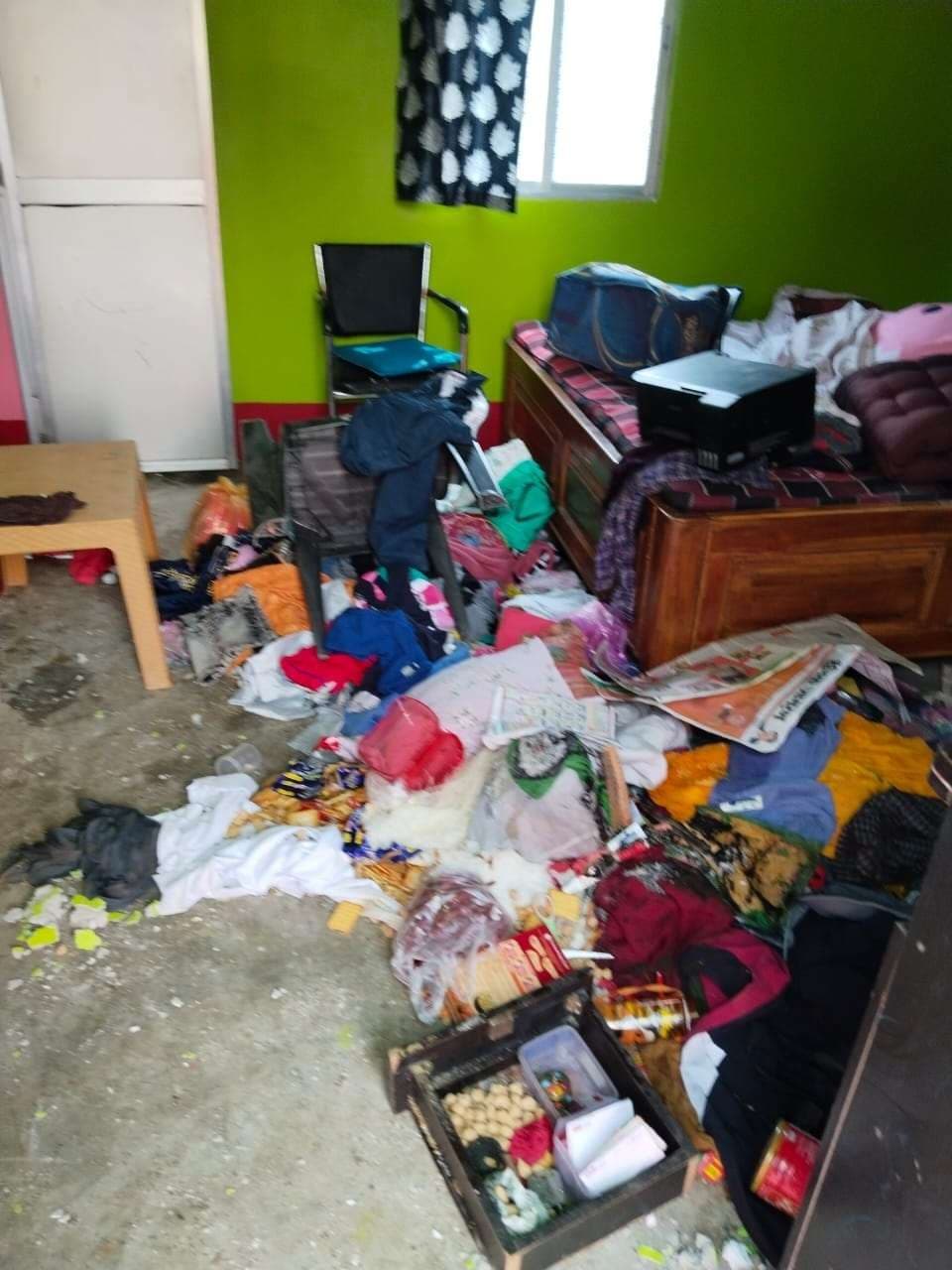 Bhagalpur news घर से लाखों के जेवर व 1.5 लाख नकद की चोरी