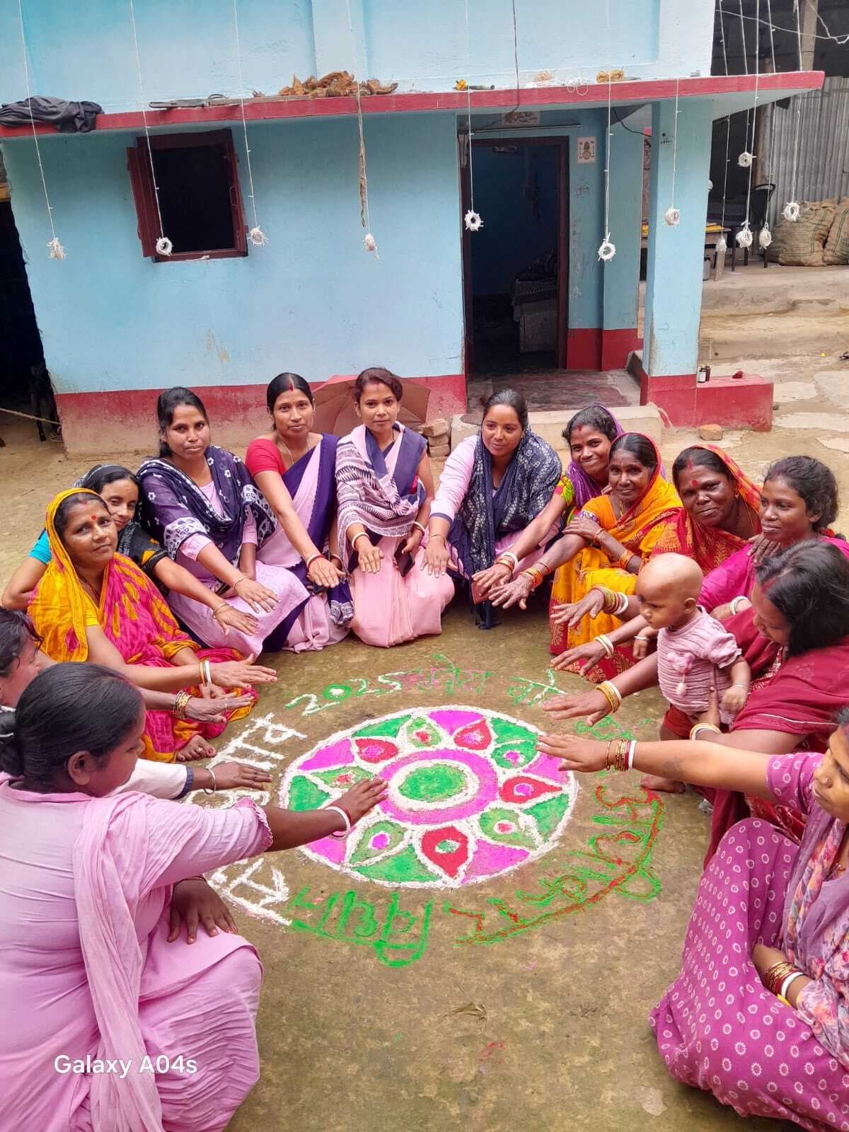 स्वास्थ्य कर्मी से मतदाता जागरूकता अभियान मिल रही गति: डीएम