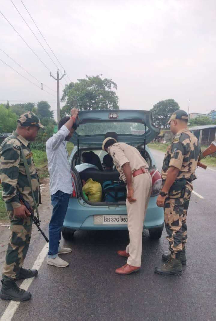 विधान सभा चुनाव को ले वाहनों की जांच कर रही सर्विलांस टीम