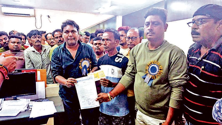 पीड़ित परिवार को मिला 14 लाख का मुआवजा