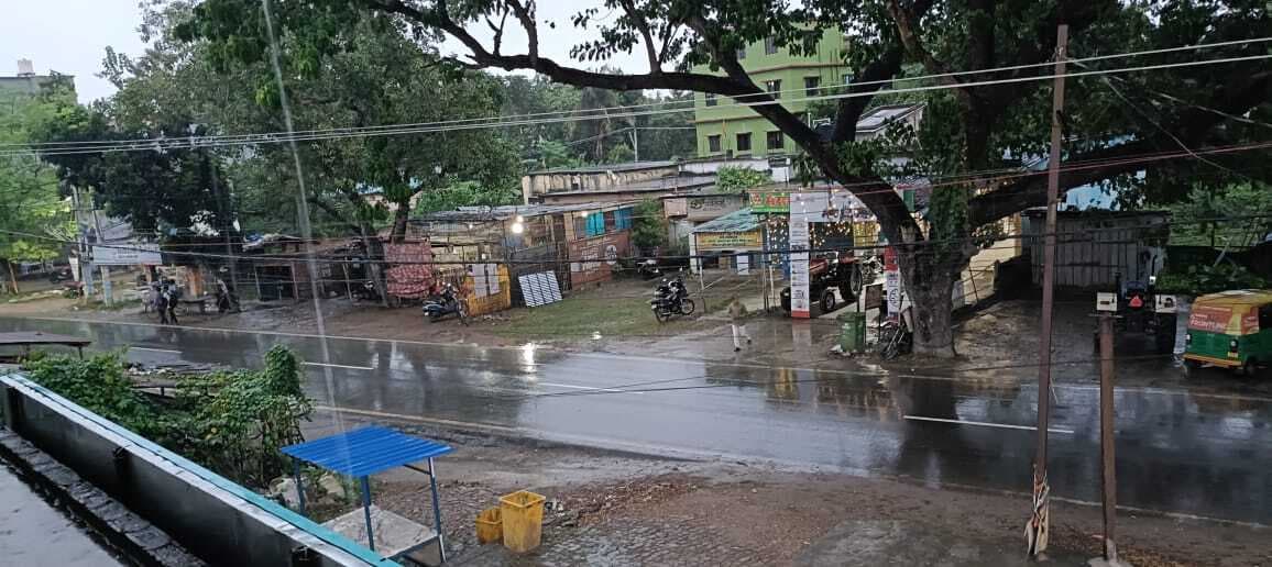 अगले चौबीस घंटे तक होती रहेगी हल्की व झमाझम बारिश