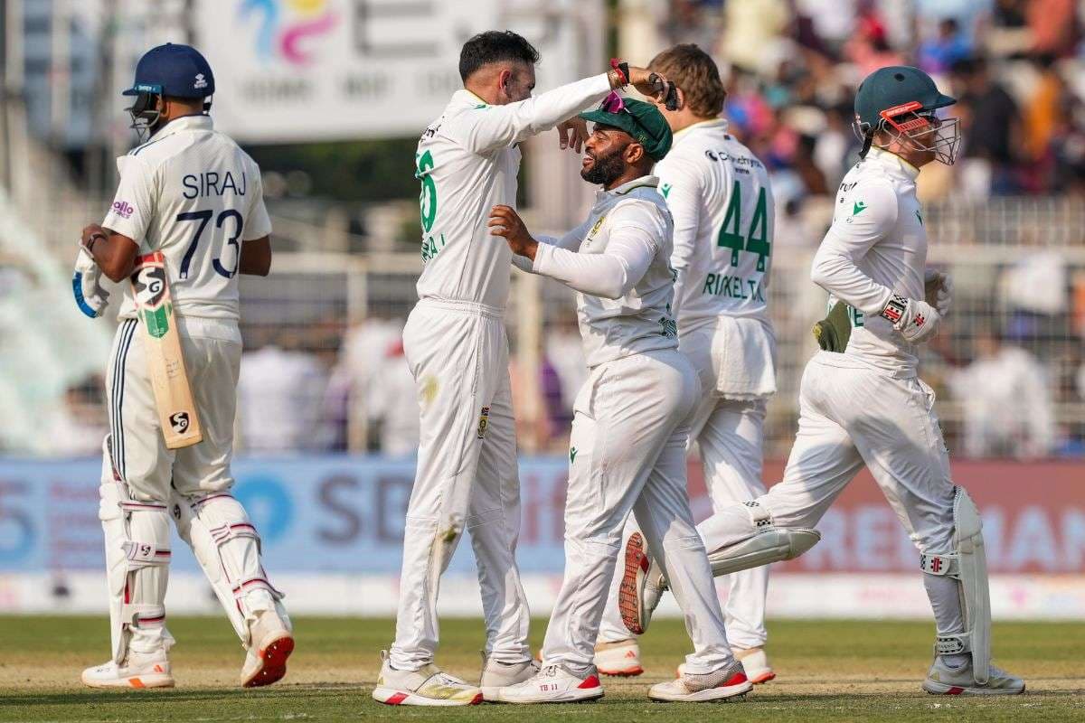 दक्षिण अफ्रीका से 30 रनों से हार, अब पूर्व क्रिकेटरों ने सेलेक्टर्स, कोच को लगाई फटकार