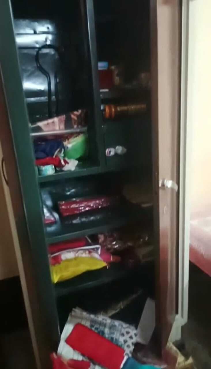 Dhanbad News : जीतपुर में बंद आवास से ढाई लाख के जेवरात चोरी