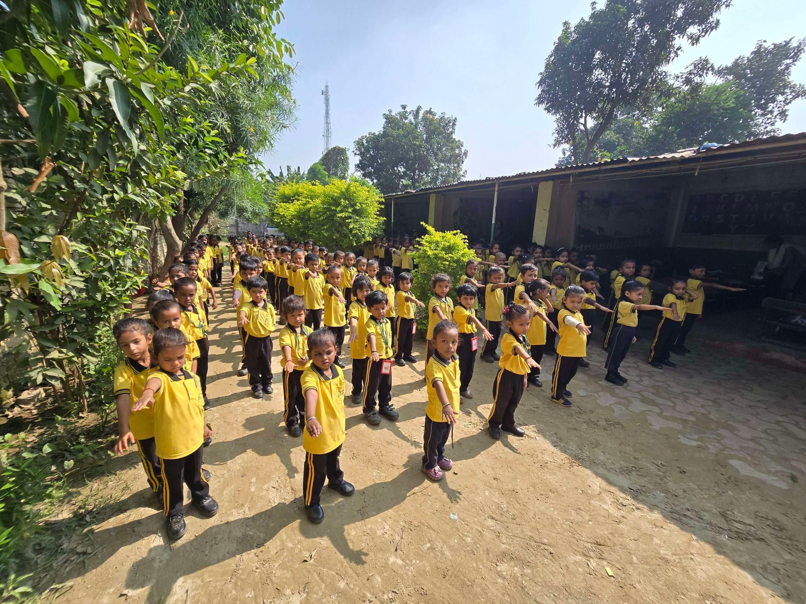 ग्रीन प्लेनेट स्कूल में बच्चों ने ली मतदाता जागरूकता की शपथ