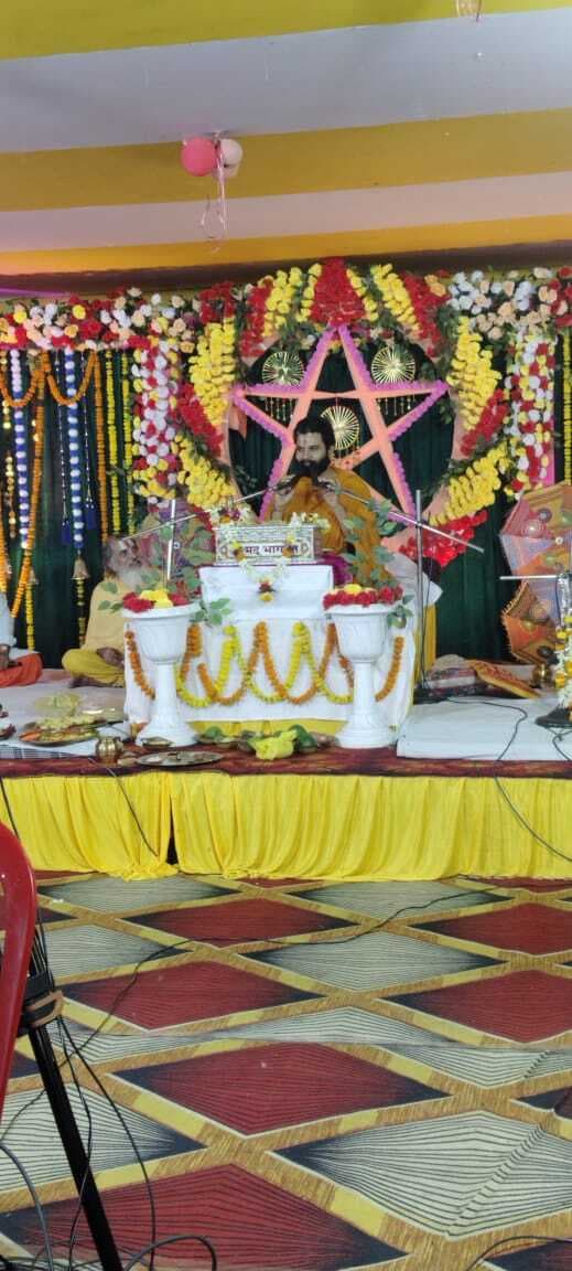 Dhanbad News : जिसे जग ने ठुकराया, श्री कृष्ण ने उन्हें अपनाया : बैकुंठ नाथ