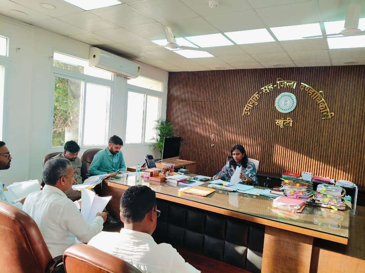 लाभुकों की सूची पर विस्तारपूर्वक चर्चा