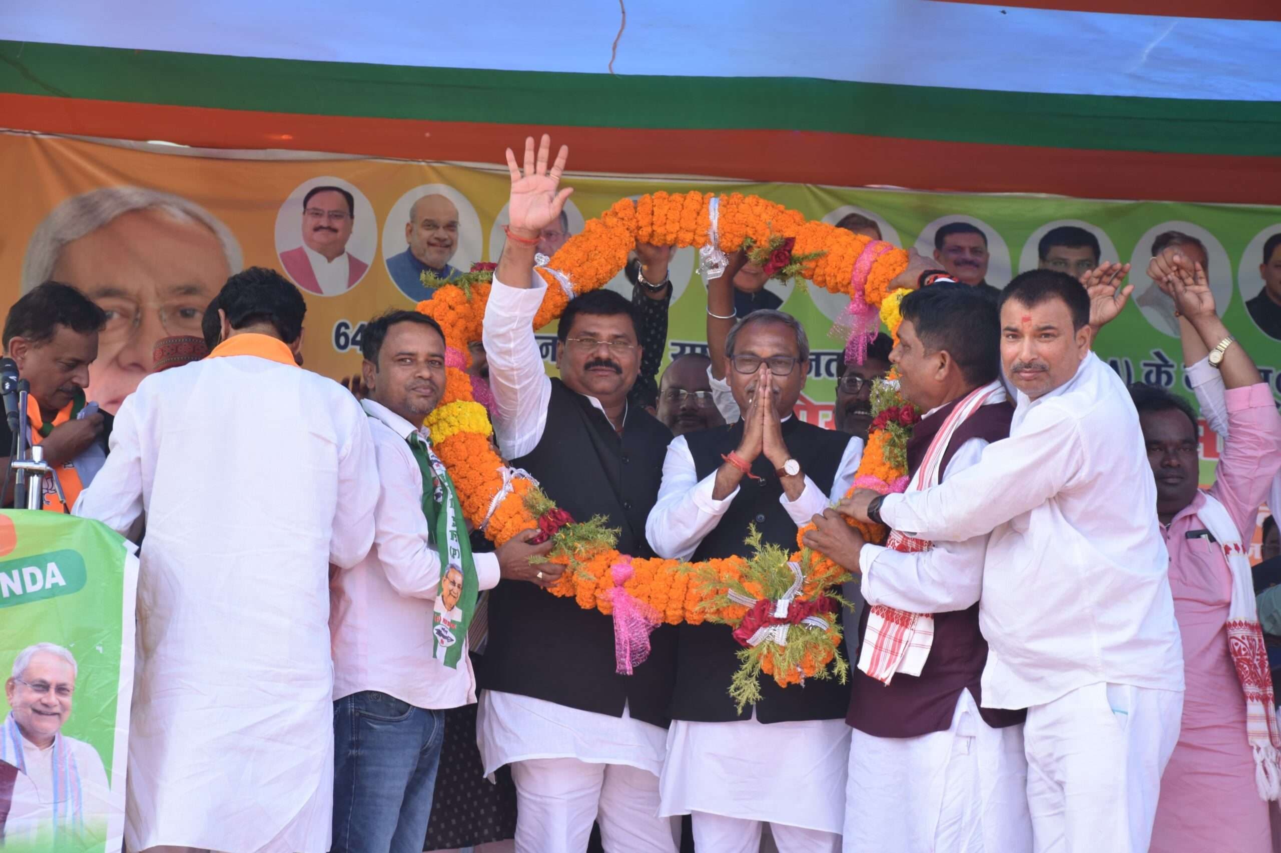 राजद व कांग्रेस परिवार पार्टी बनकर रह गयी