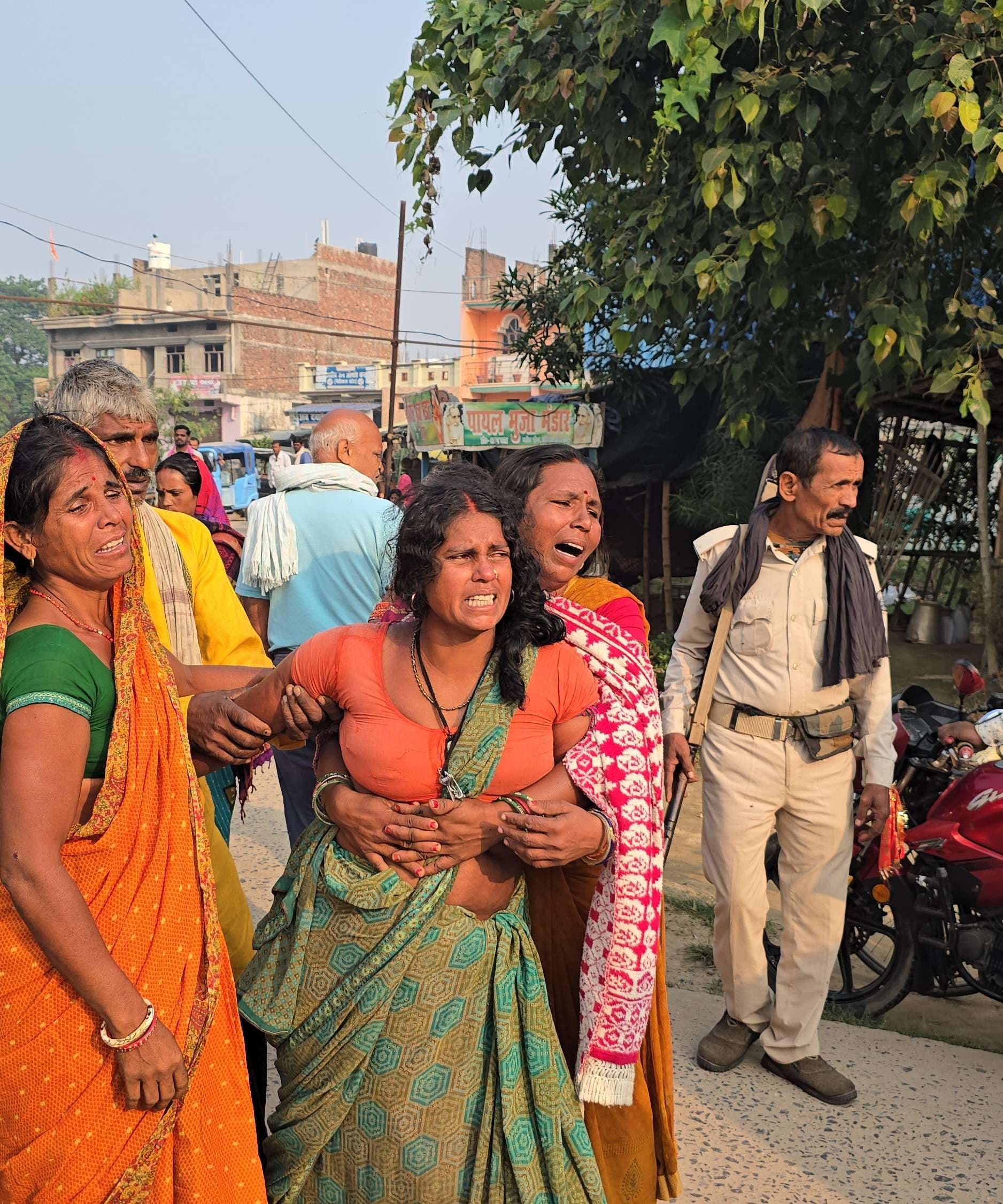 राजद नेता के 17 वर्षीय बेटे की संदिग्ध मौत से सनसनी, घर के पीछे चापाकल के पास मिला शव