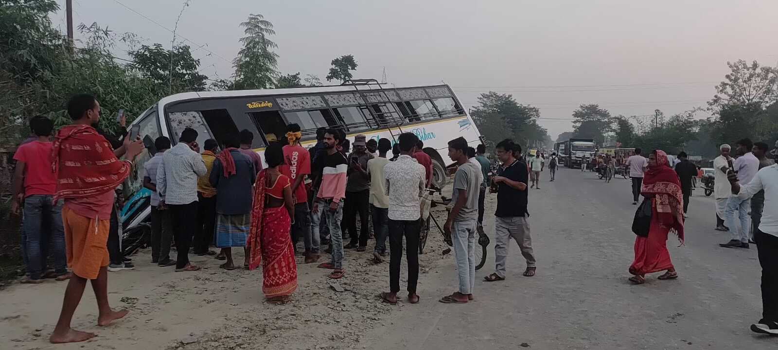 तेज रफ्तार बस ने साइकिल सवार वृद्ध को कुचला, मौत