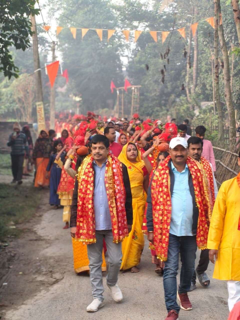 कलश शोभायात्रा के साथ अखंड संकीर्तन शुरू