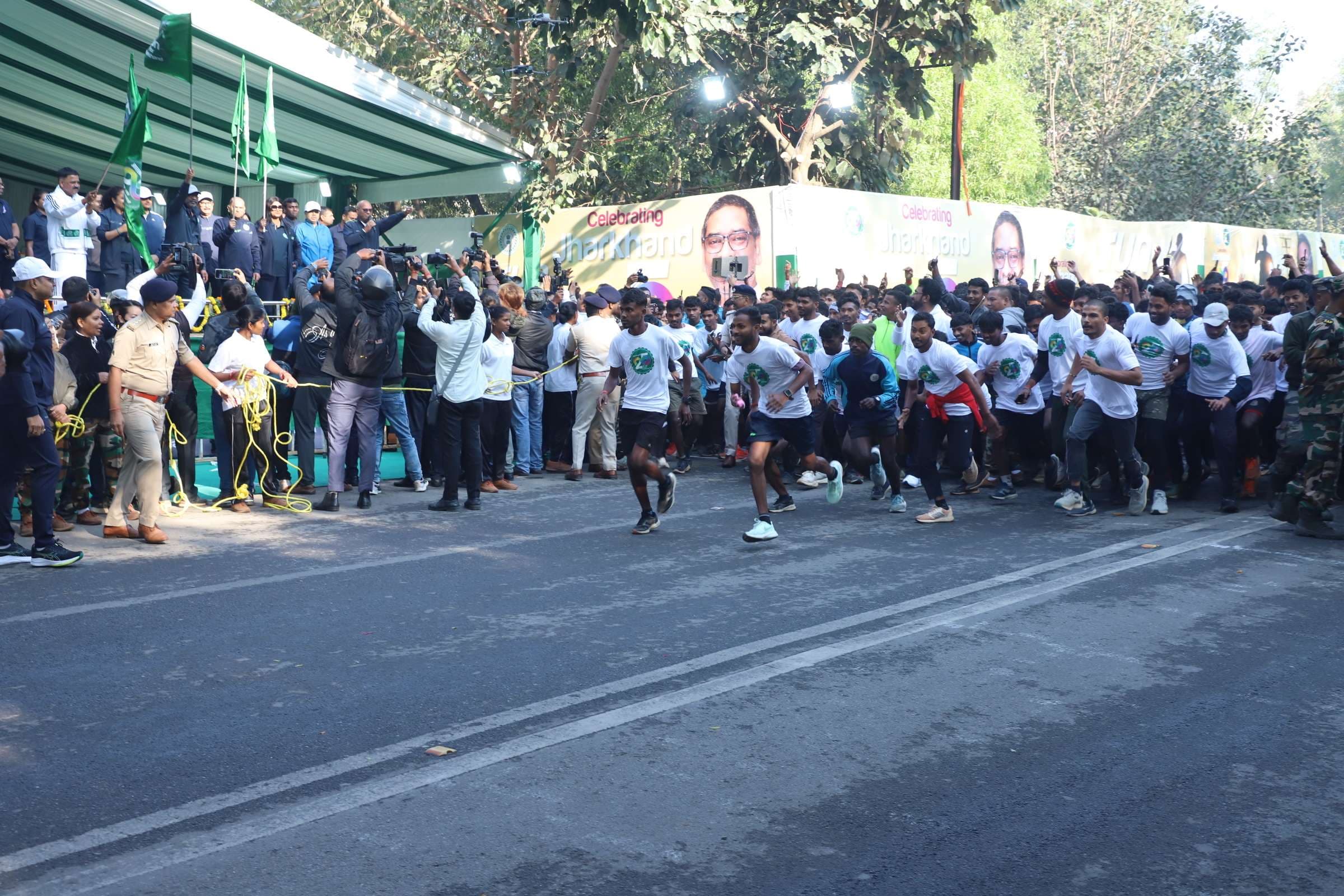 Ranchi News : राज्य की तरक्की के लिए दौड़ी रांची