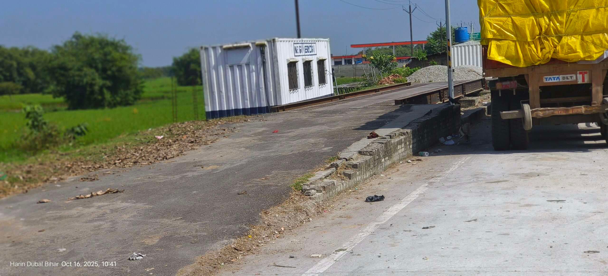 एनएन 327 ई पर नहीं हो रहा धर्मकांटा का प्रयोग, ओवर लोड वाहनों का परिचालन जारी