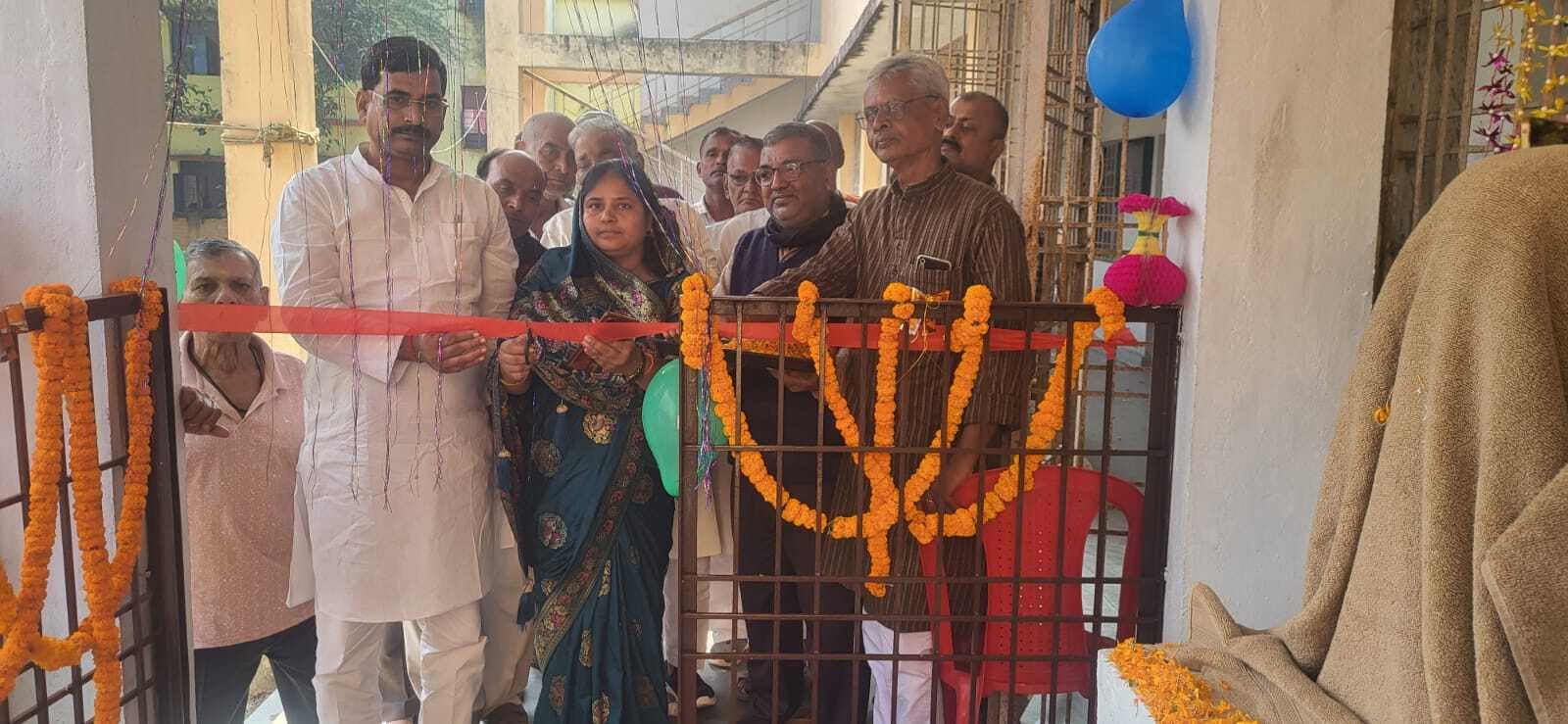 बरेटा उवि के भूमिदाता शिवनारायण चौधरी की प्रतिमा का अनावरण