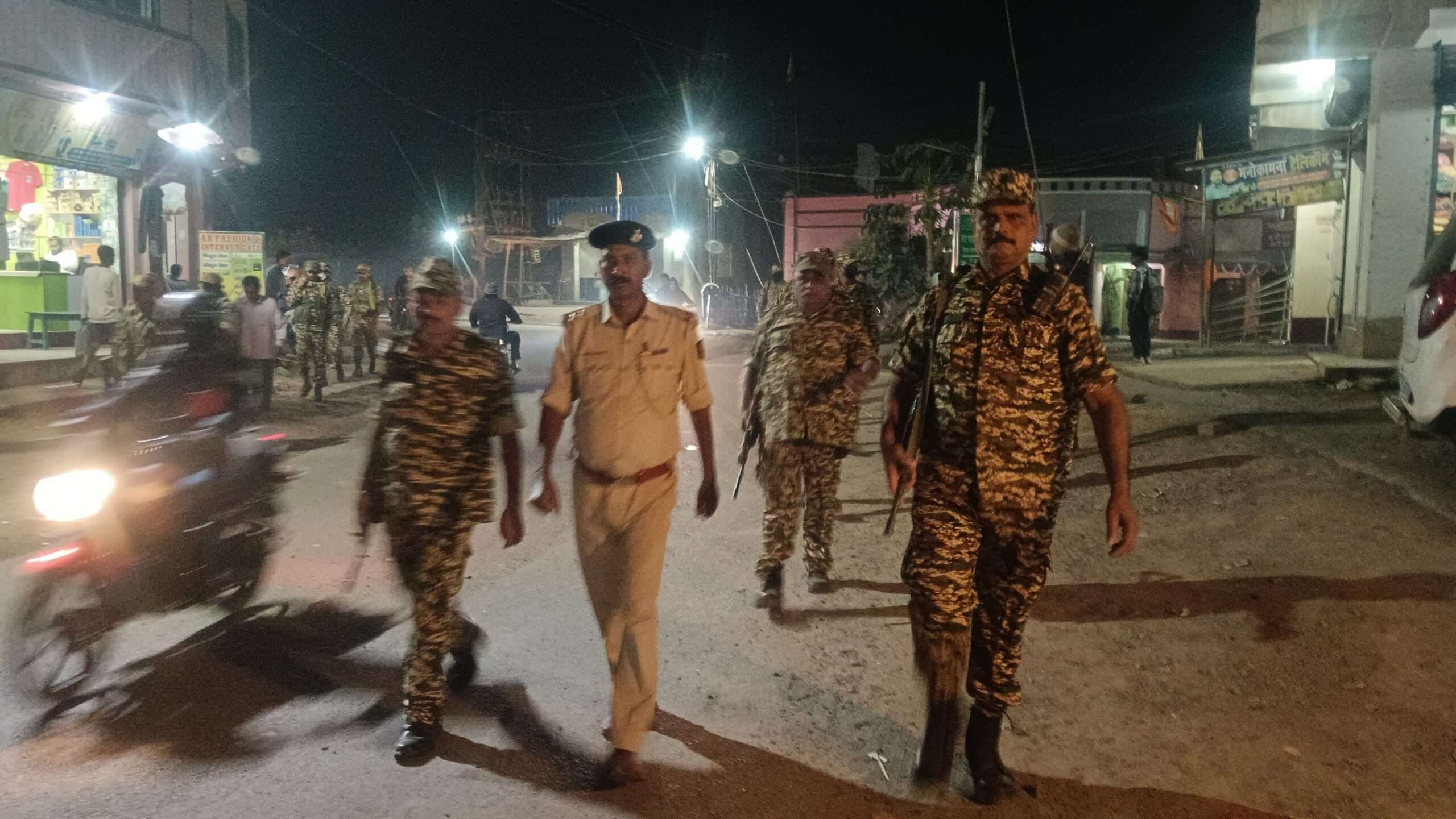 Bhagalpur news सुलतानगंज व बाथ में किया फ्लैग मार्च