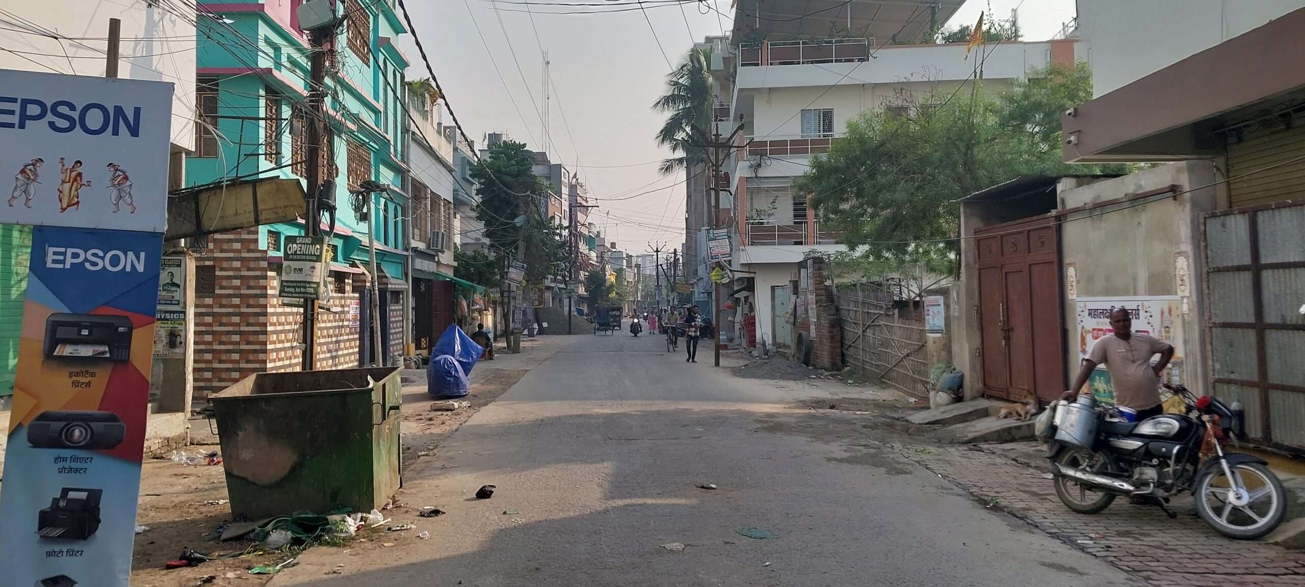 मतगणना को ले बाजार में रहा सन्नाटा, लोग घर से कम निकले