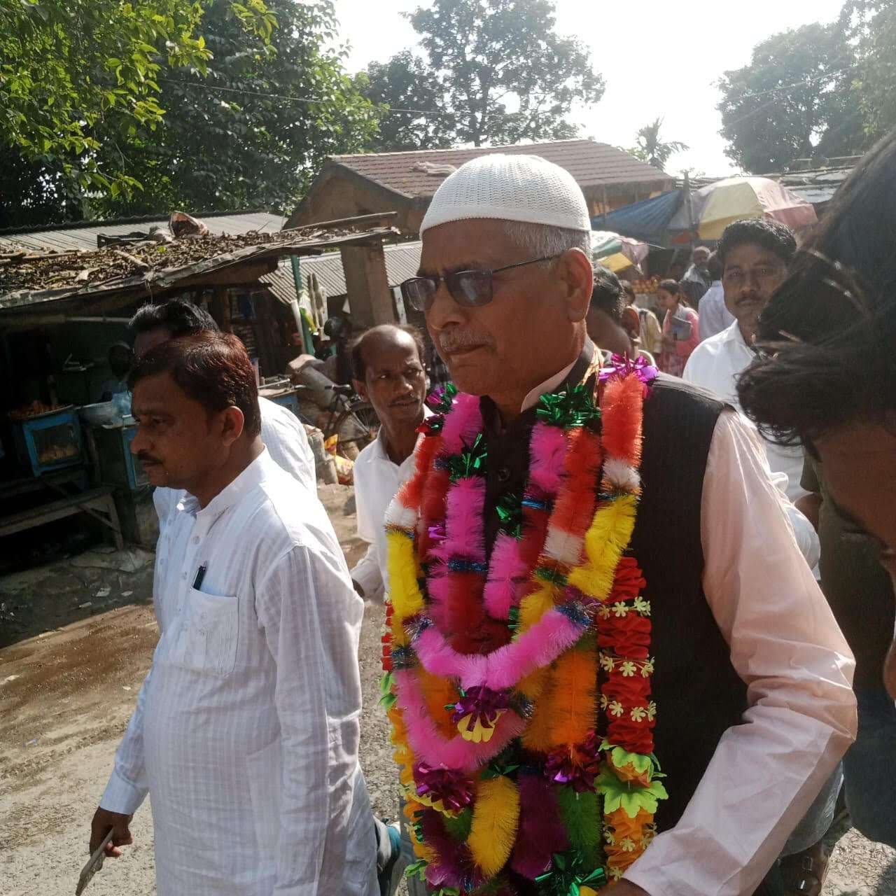 विजयी जुलूस में नव निर्वाचित विधायक का किया स्वागत