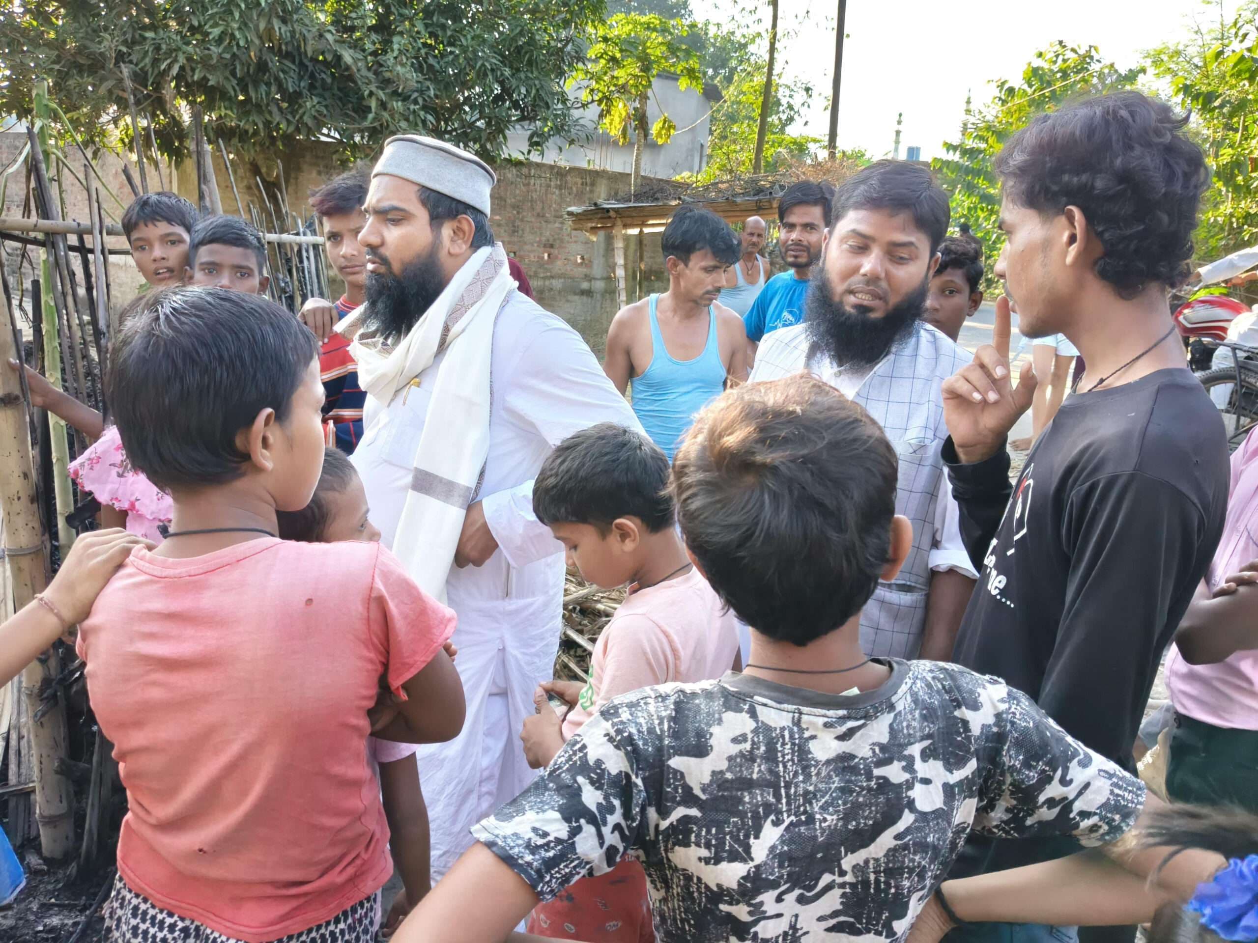 अगलगी में एक घर जलकर राख