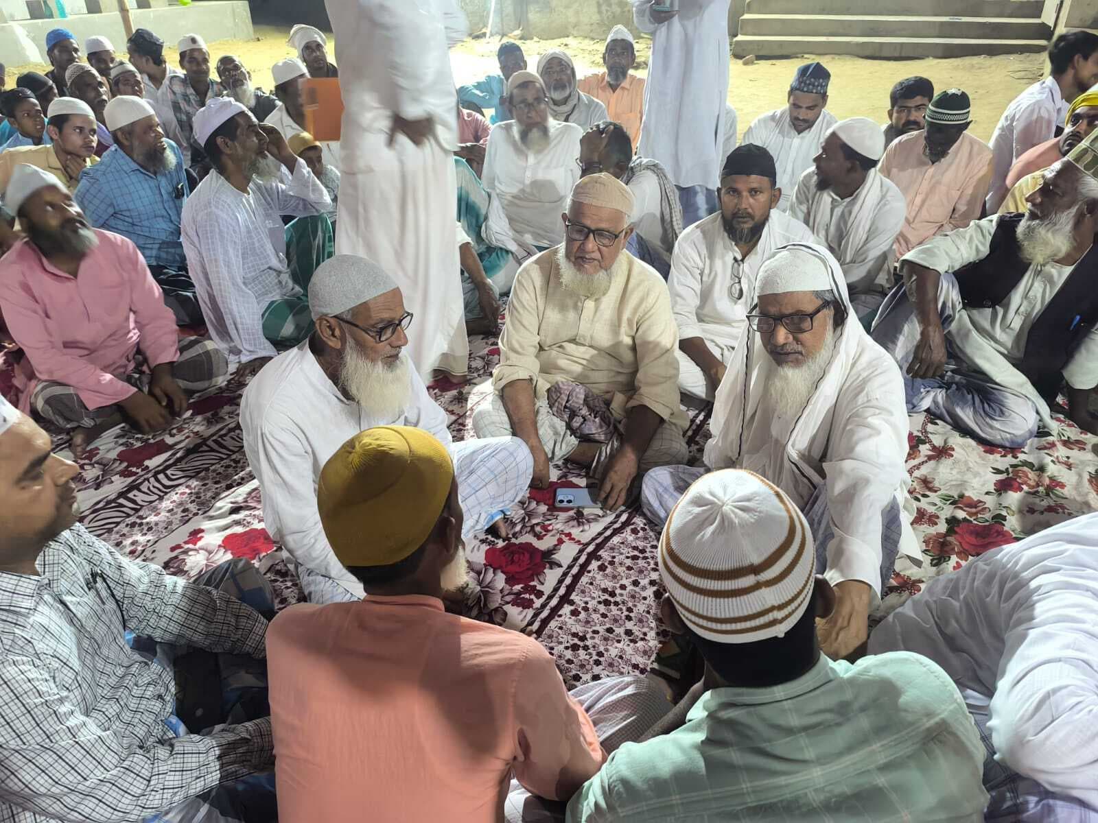 उर्स आला हजरत के आयोजन को लेकर कमेटी की बैठक