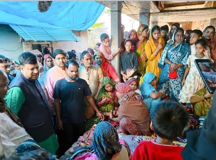 दिल्ली से शव घर पहुंचते परिजनों में मचा कोहराम