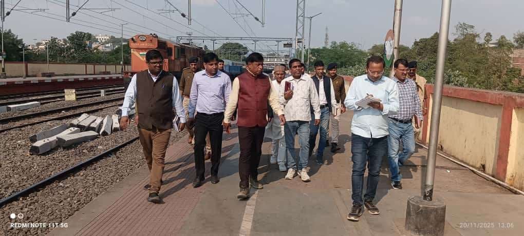 Bhagalpur news पीसीसीएम ने कहलगांव रेलवे स्टेशन का किया निरीक्षण