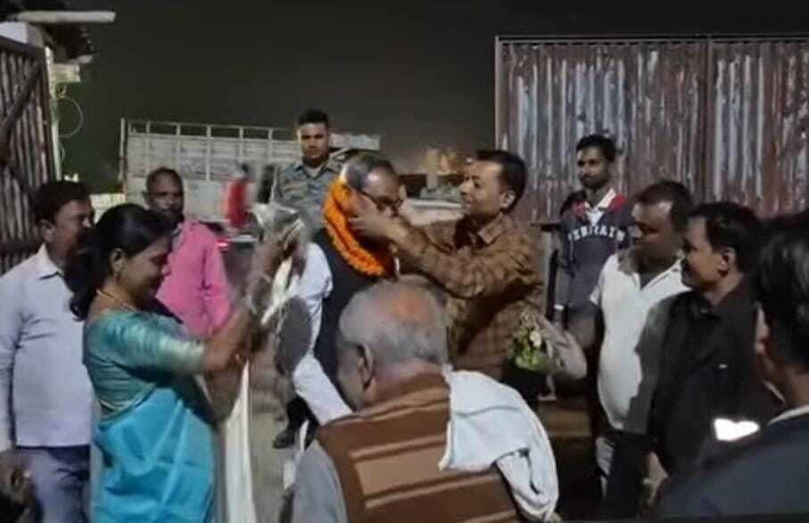 कदवा विधायक का मुख्य पार्षद ने किया स्वागत