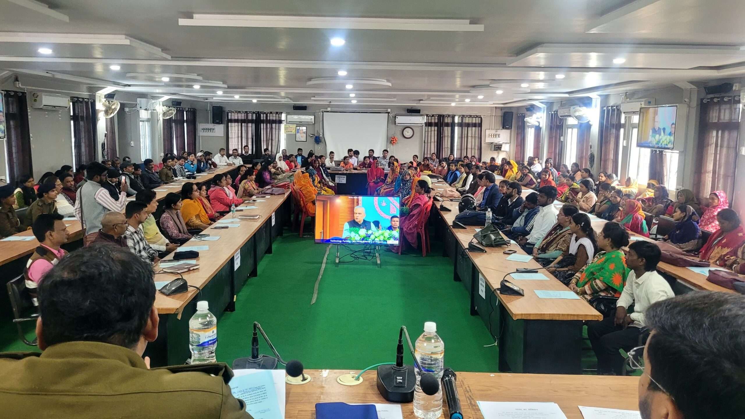 नशामुक्ति दिवस: नशीले पदार्थों के सेवन नहीं करने का डीएम ने दिलायी शपथ