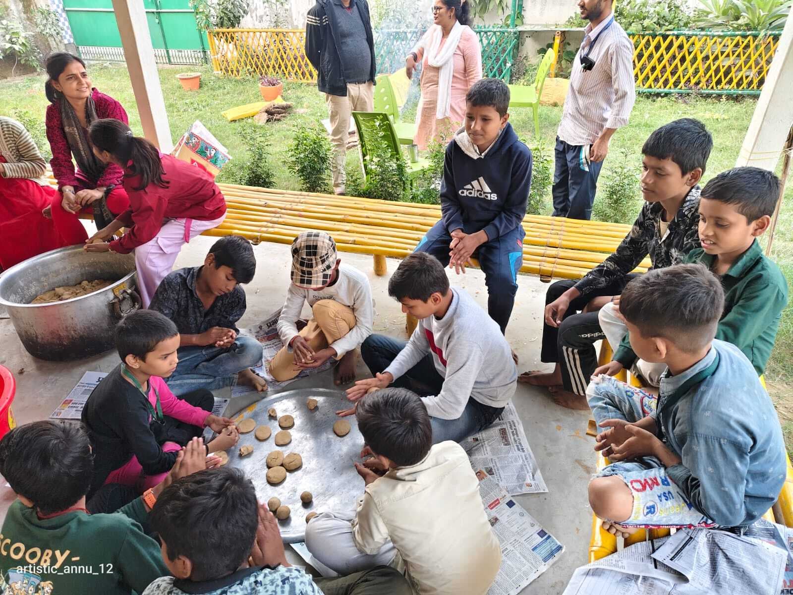 बच्चों में सीख, संस्कार व सामूहिकता की भावना हुई विकसित