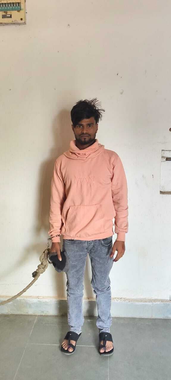 शादी समारोह में पहुंचा अफीम तस्कर गिरफ्तार