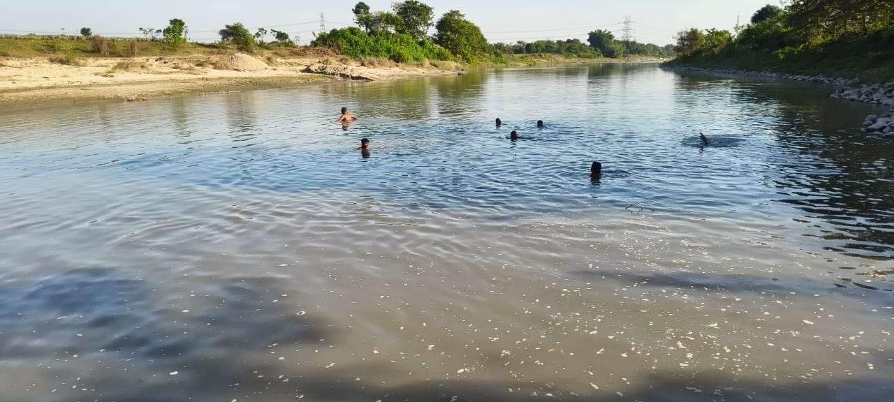 नहाने के दौरान चेंगा नदी में डूबने से किशोर की मौत