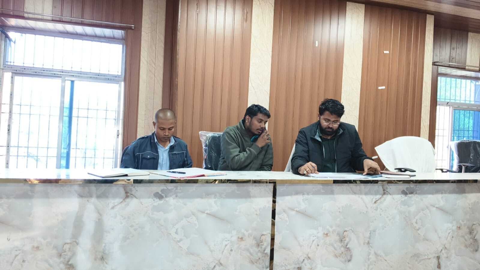 बीडीओ ने स्वच्छता पर्यवेक्षक के साथ की बैठक