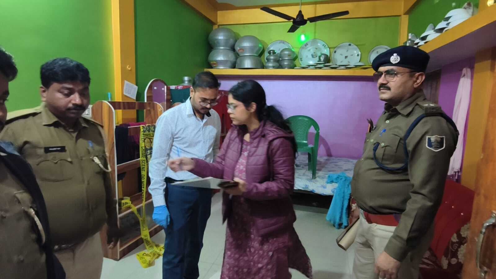 एफएसएल की टीम ने की असमीना खातून हत्याकांड की जांच