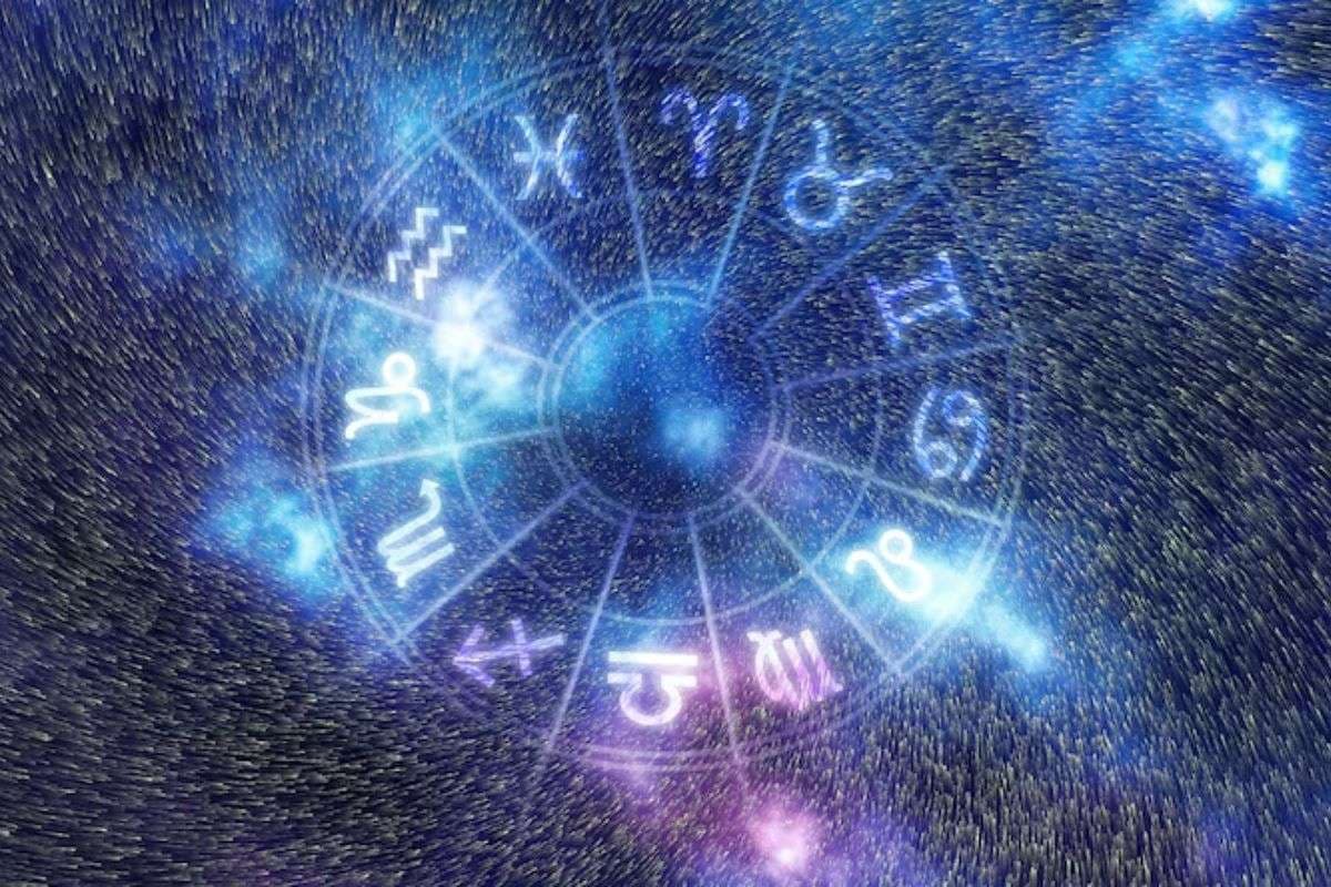 Aaj Ka Rashifal Upay: आज 12 दिसंबर को मेष से लेकर मीन राशि के जातक करें ये शुभ उपाय, जानें कैसे बनाएं अपना दिन खास