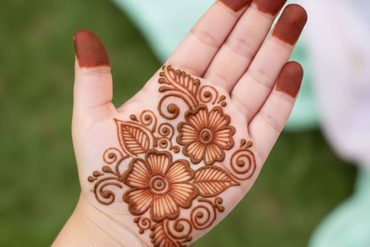 Flower Mehndi Design For Kids