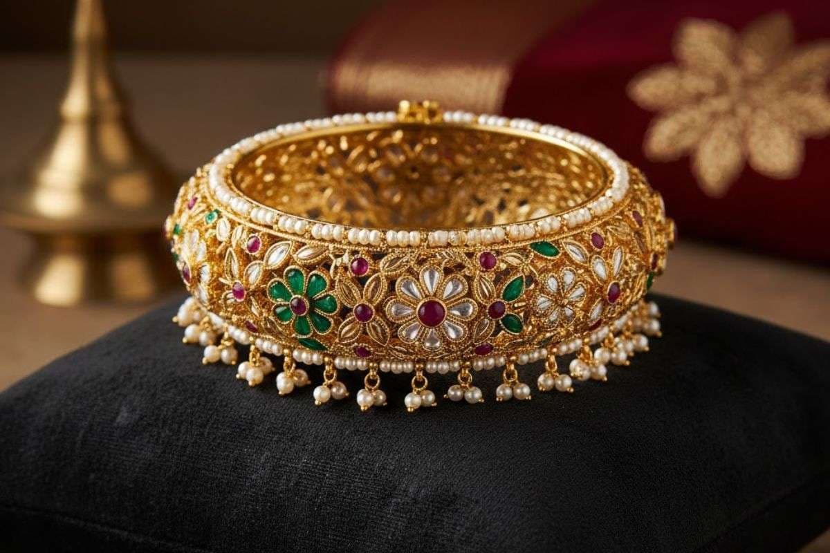 Gold Plated Kundan Bangle Bracelet