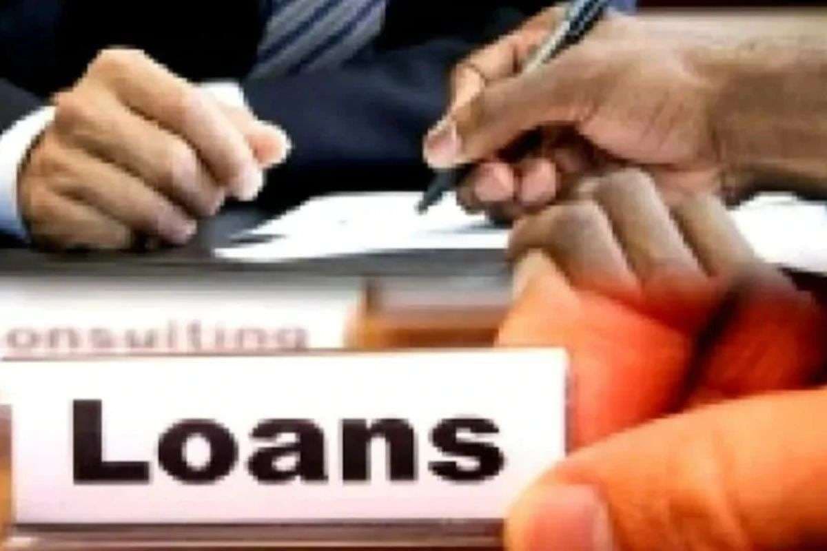 लोन लेने वालों के लिए खुशखबरी, RBI के फैसले के बाद इन 5 बैंकों ने कम किया इंट्रेस्ट रेट