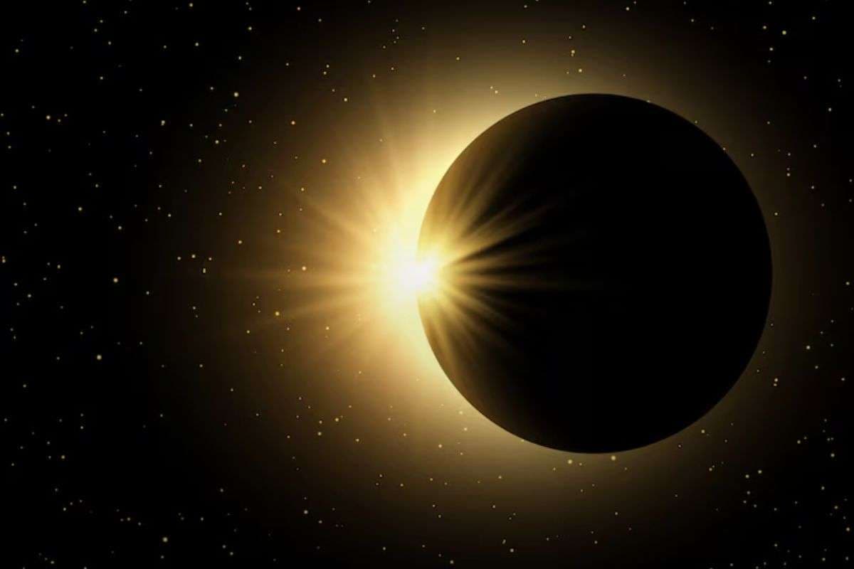 साल 2026 में दो धमाकेदार सूर्यग्रहण, फरवरी में ‘रिंग ऑफ फायर’ और अगस्त में फुल ग्रहण, जानें समय और तारीख