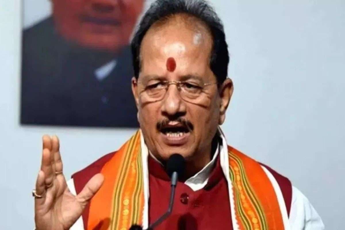 Bihar Bhumi: अब एक आवेदन में पूरे परिवार की जमीन का होगा दाखिल-खारिज, डिप्टी सीएम का बड़ा ऐलान