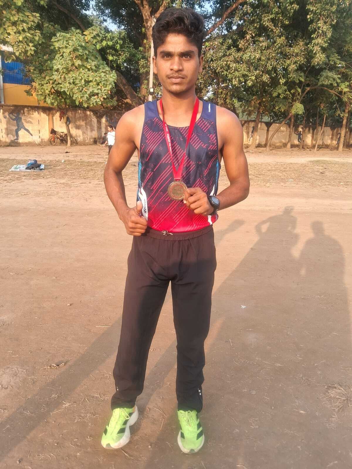 राष्ट्रीय एथलेटिक्स प्रतियोगिता के लिए जिले से राजदीप कुमार का हुआ चयन