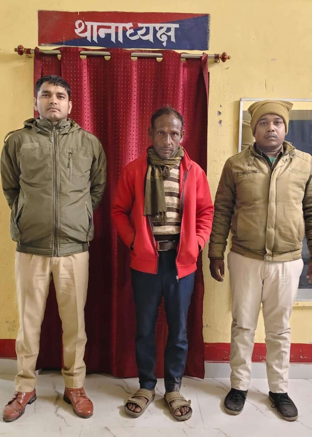 पुलिस ने फरार वारंटी को गिरफ्तार कर भेजा जेल