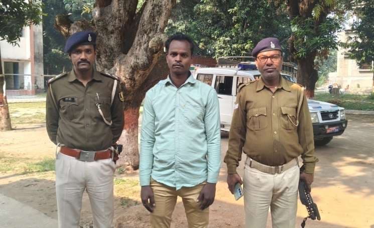 नाबालिग के अपहरण का आरोपित गिरफ्तार, किशोरी बरामद